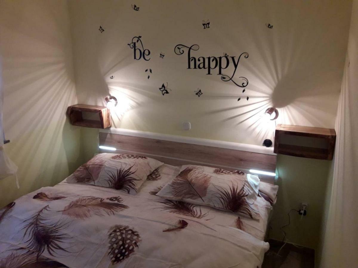 Apartma Marjetica Blejska Dobrava Exteriör bild