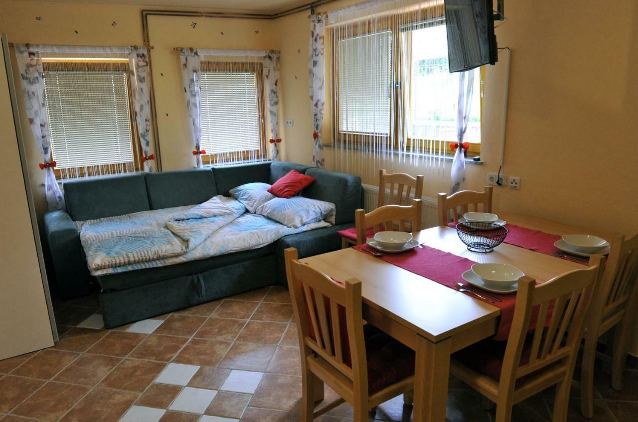 Apartma Marjetica Blejska Dobrava Exteriör bild