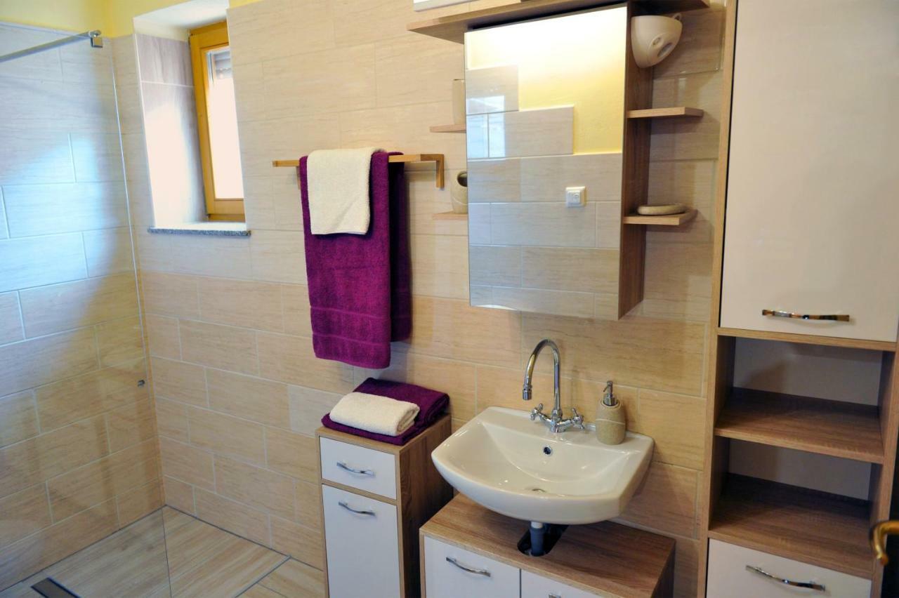 Apartma Marjetica Blejska Dobrava Exteriör bild